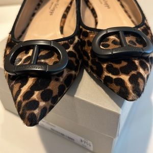 Dee Ocleppo leopard flats